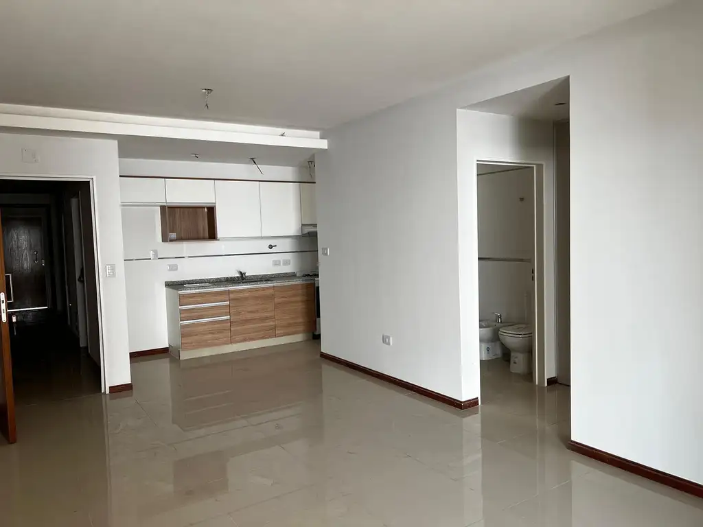Piso alto norte con DVH