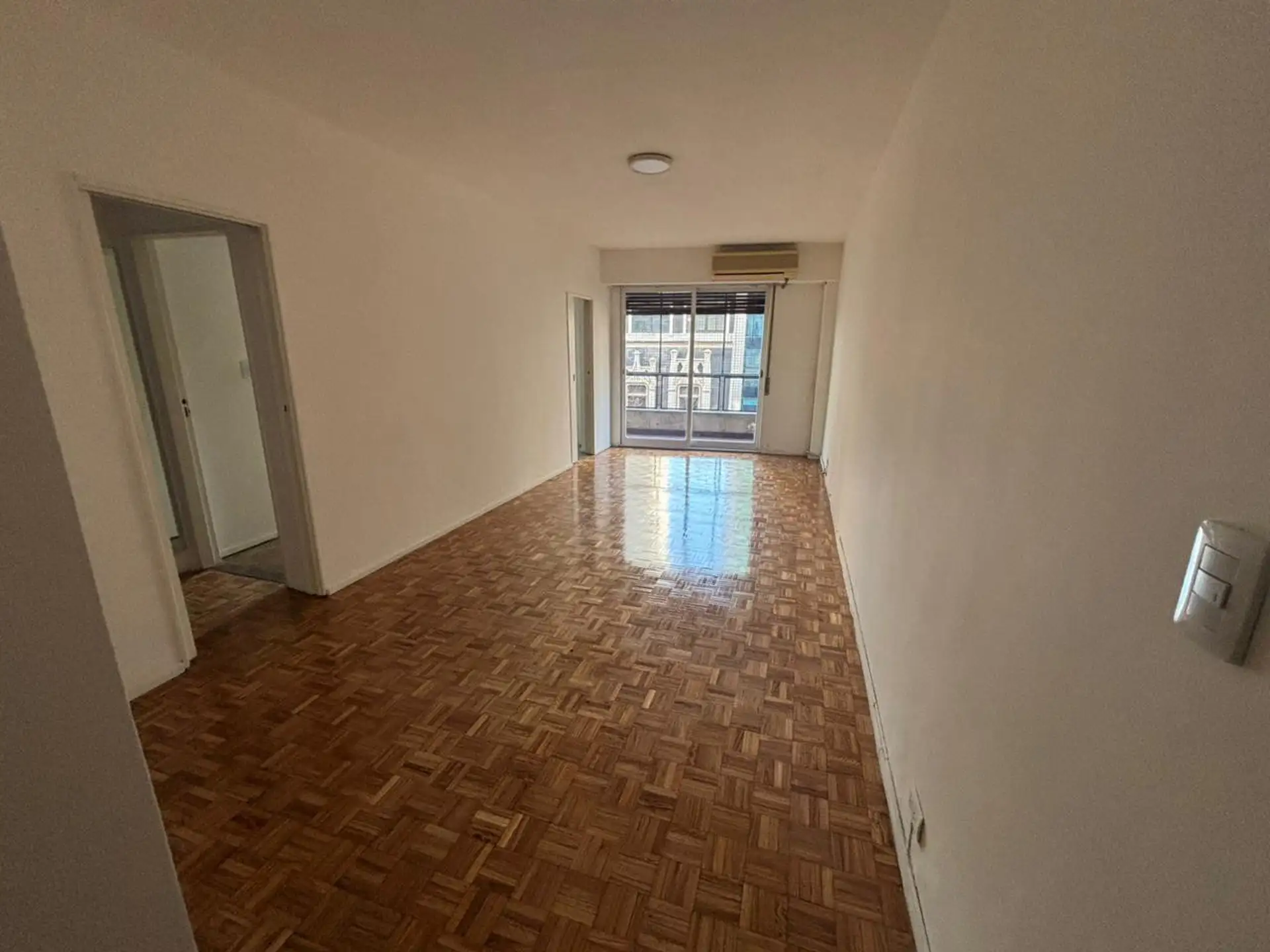 3BR, front-facing balcony