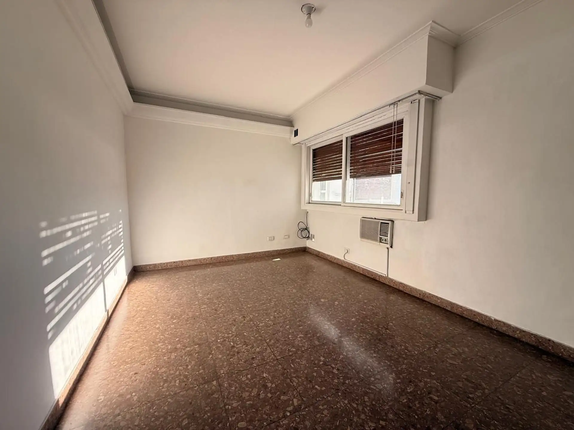Departamento en Alquiler en Villa del Parque, Capital Federal