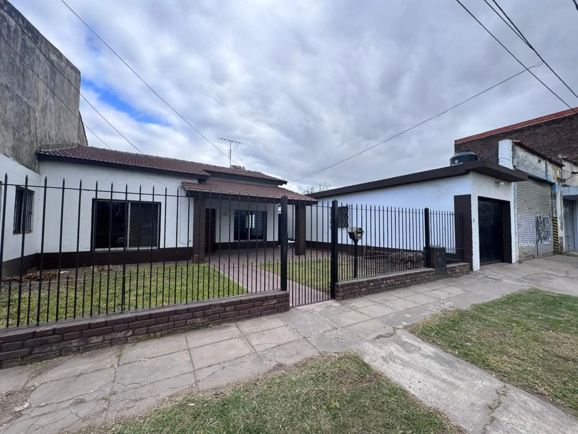 2BR house, patio and pool