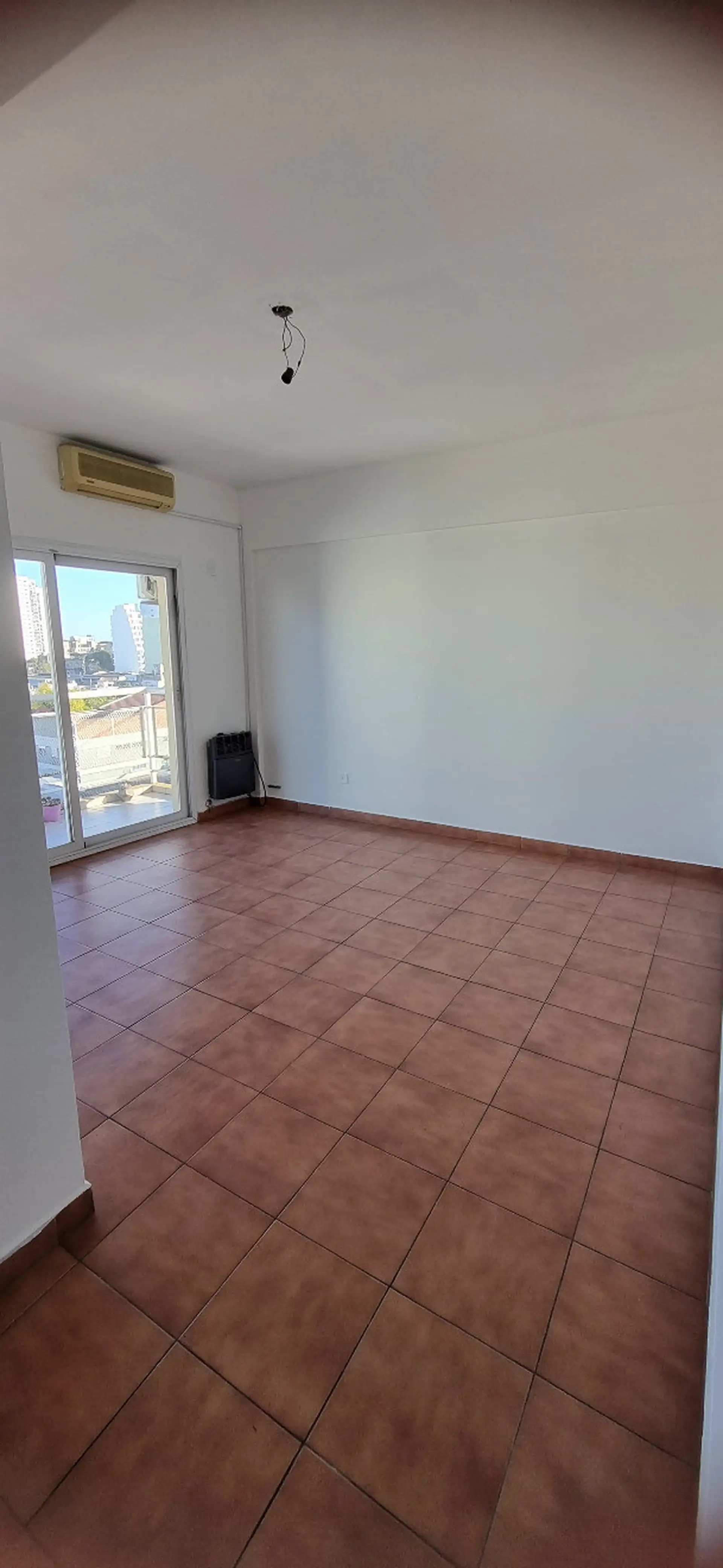 3 ambientes con balcón y vista