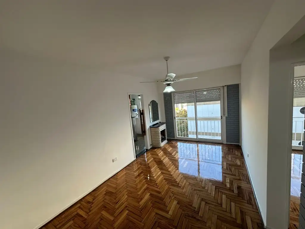 2-room apartment with Juliet balconies