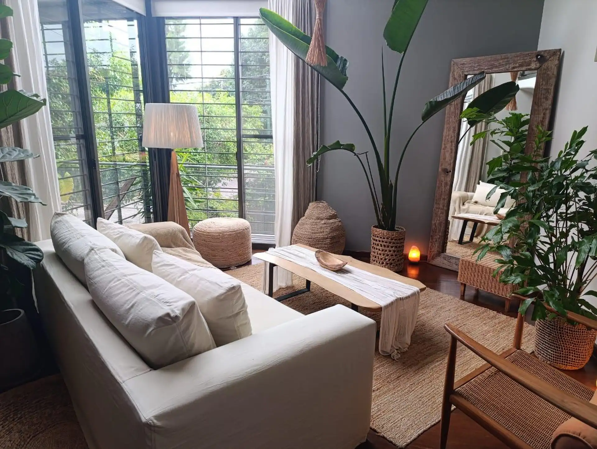 Triplex house with garden pool