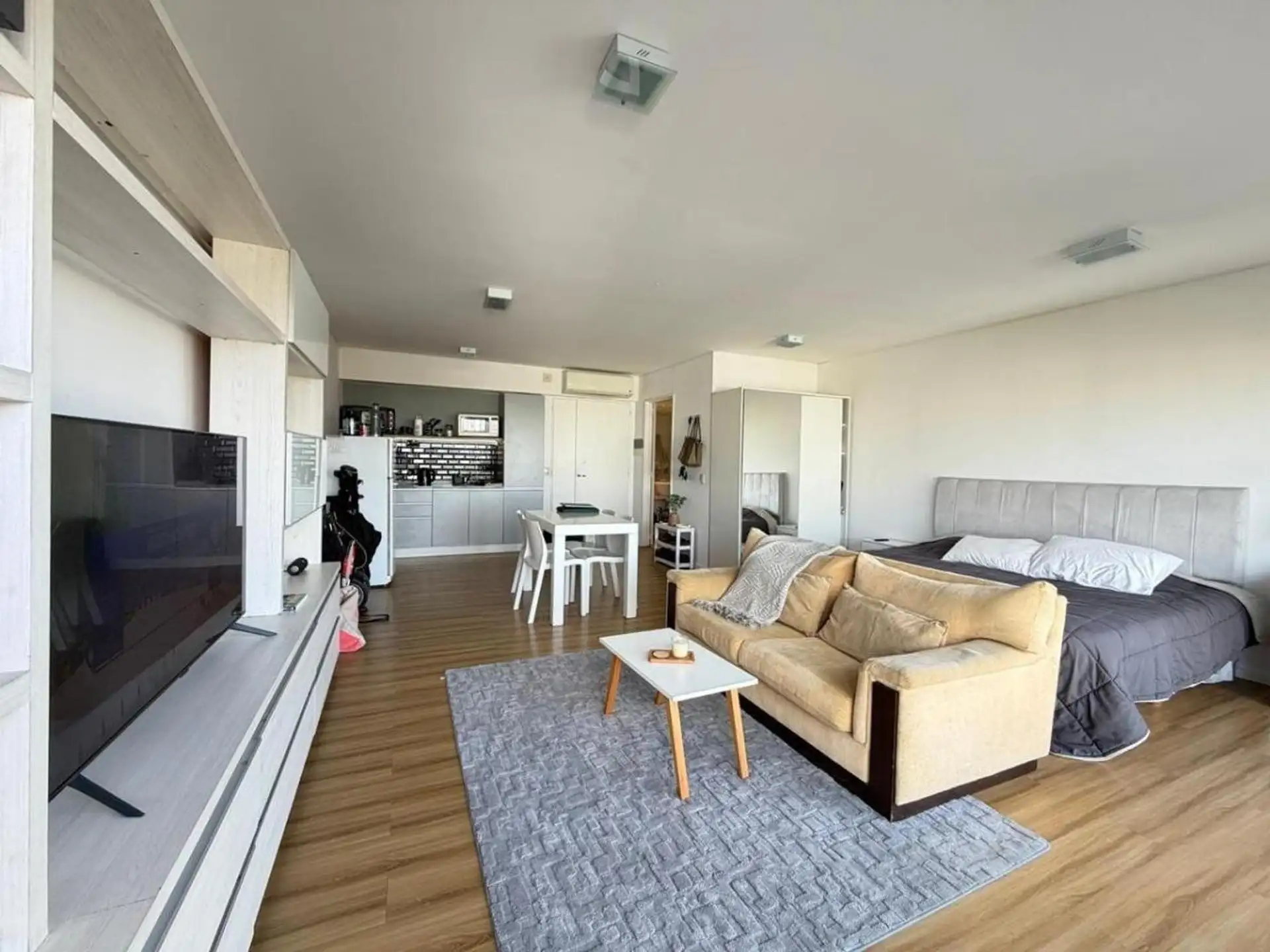 47 m² loft with balcony
