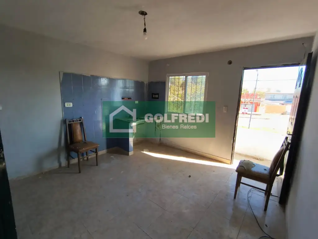 2 ambientes con balcón