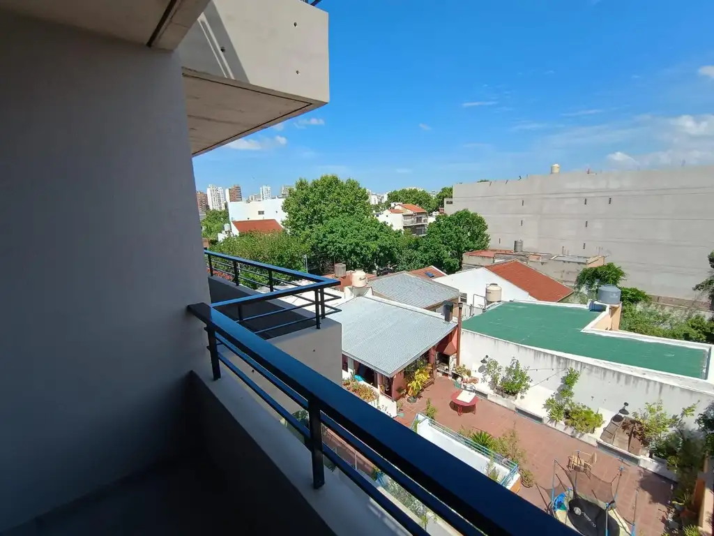 Monoambiente a estrenar con balcón