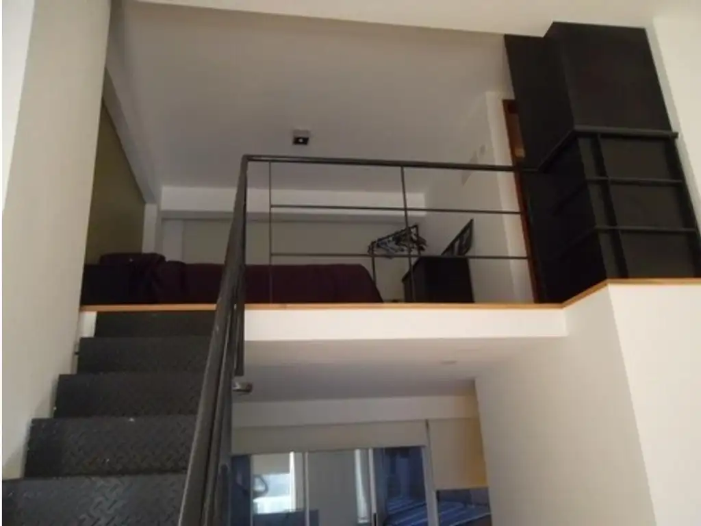 Duplex amueblado con terraza