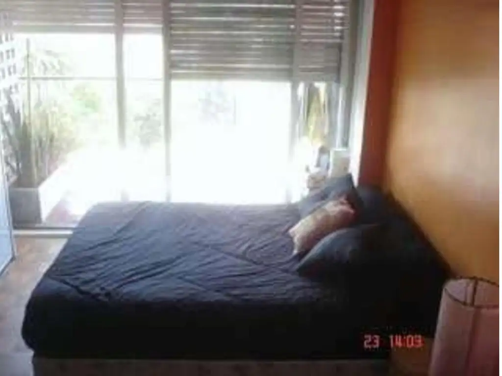 Estúdio mobiliado com varanda