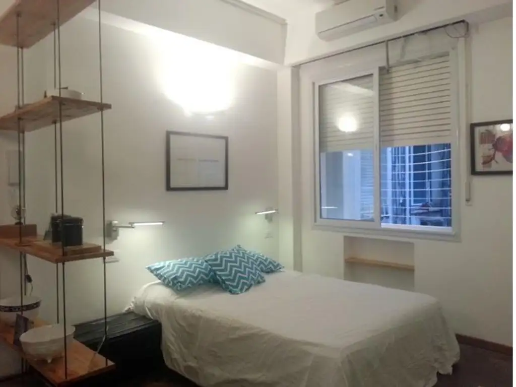Furnished temporary studio
