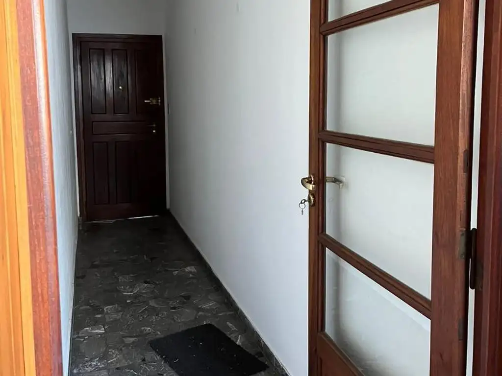 House with patio and 3 bedrooms