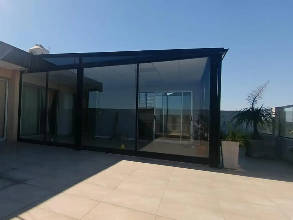 3 bedrooms, terrace and grill