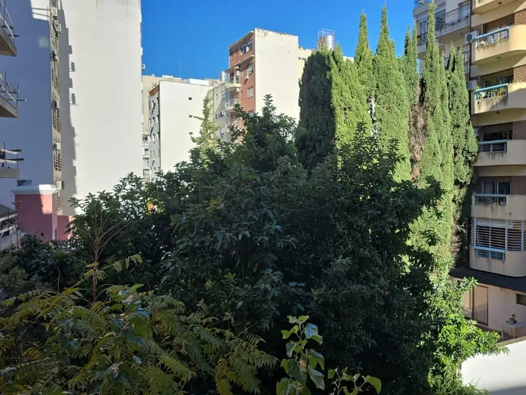 2-room apt with balcony, Nuñez