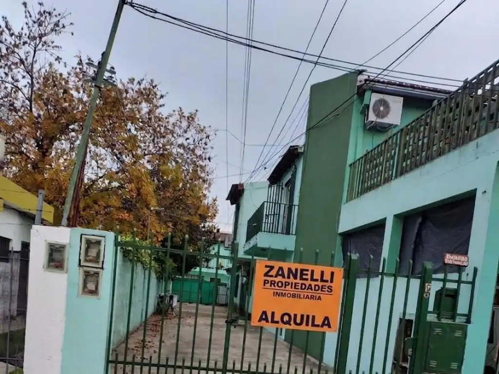 Duplex 2 bedrooms, 2 baths