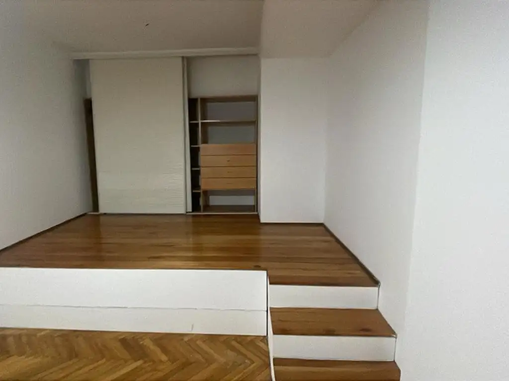 Monoambiente Palermo con balcón francés