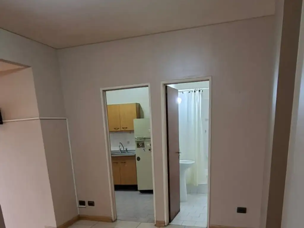 Departamento en Alquiler en Monte Castro, Capital Federal