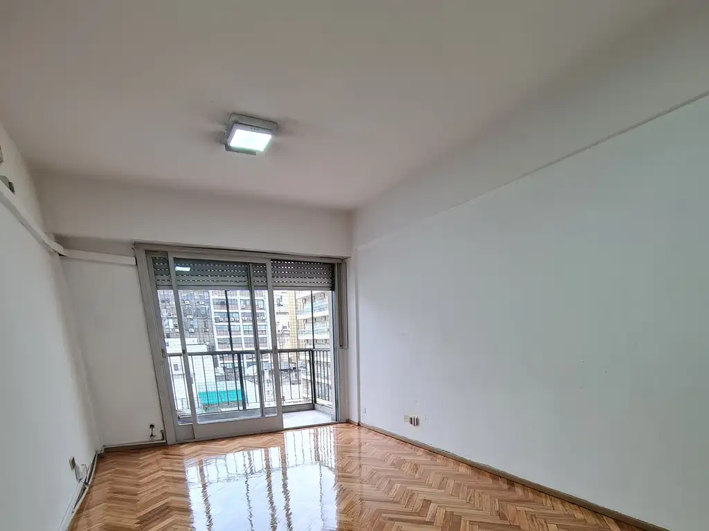 3-room apartment with balcony