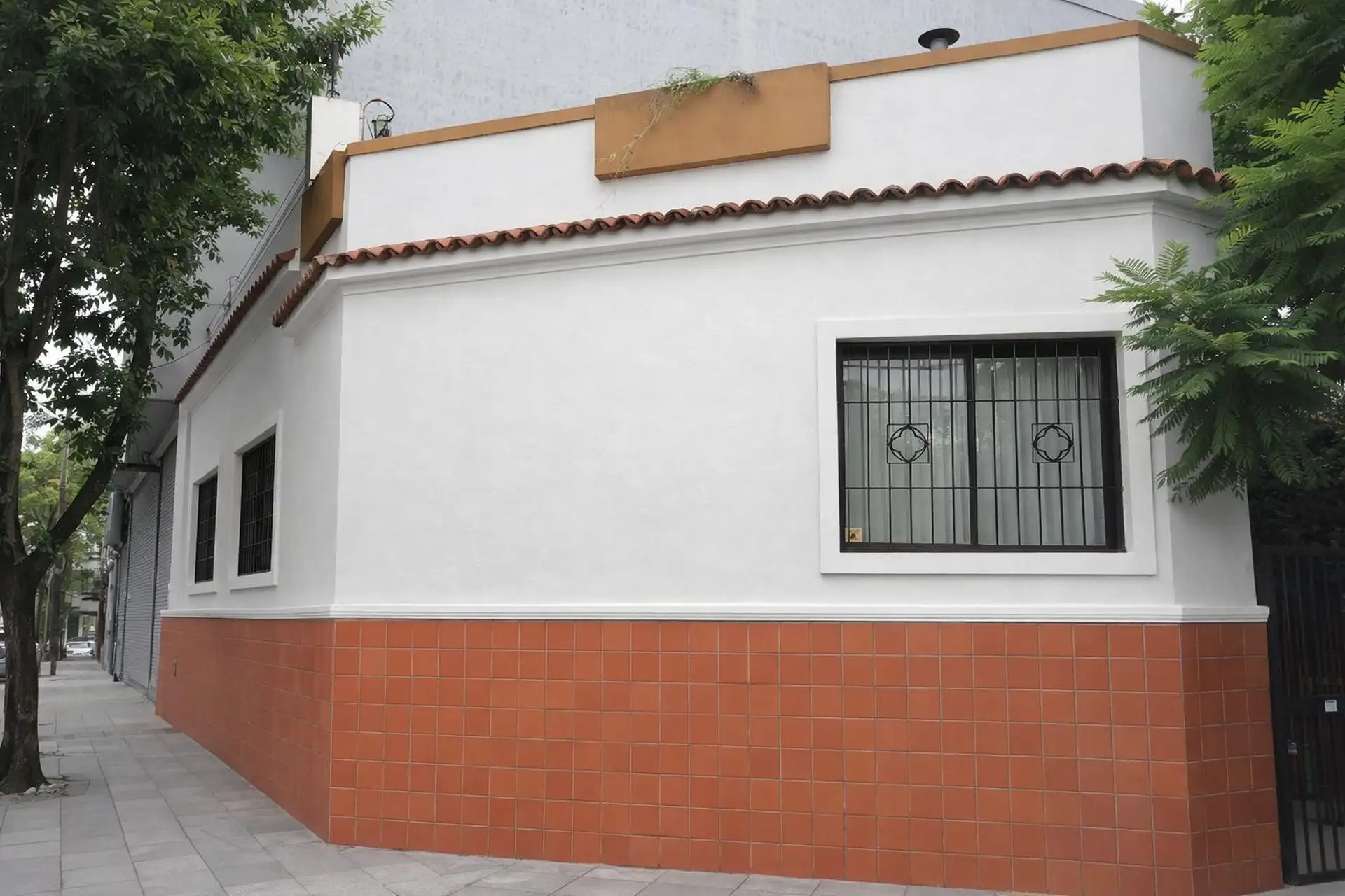 Casa de esquina, Floresta