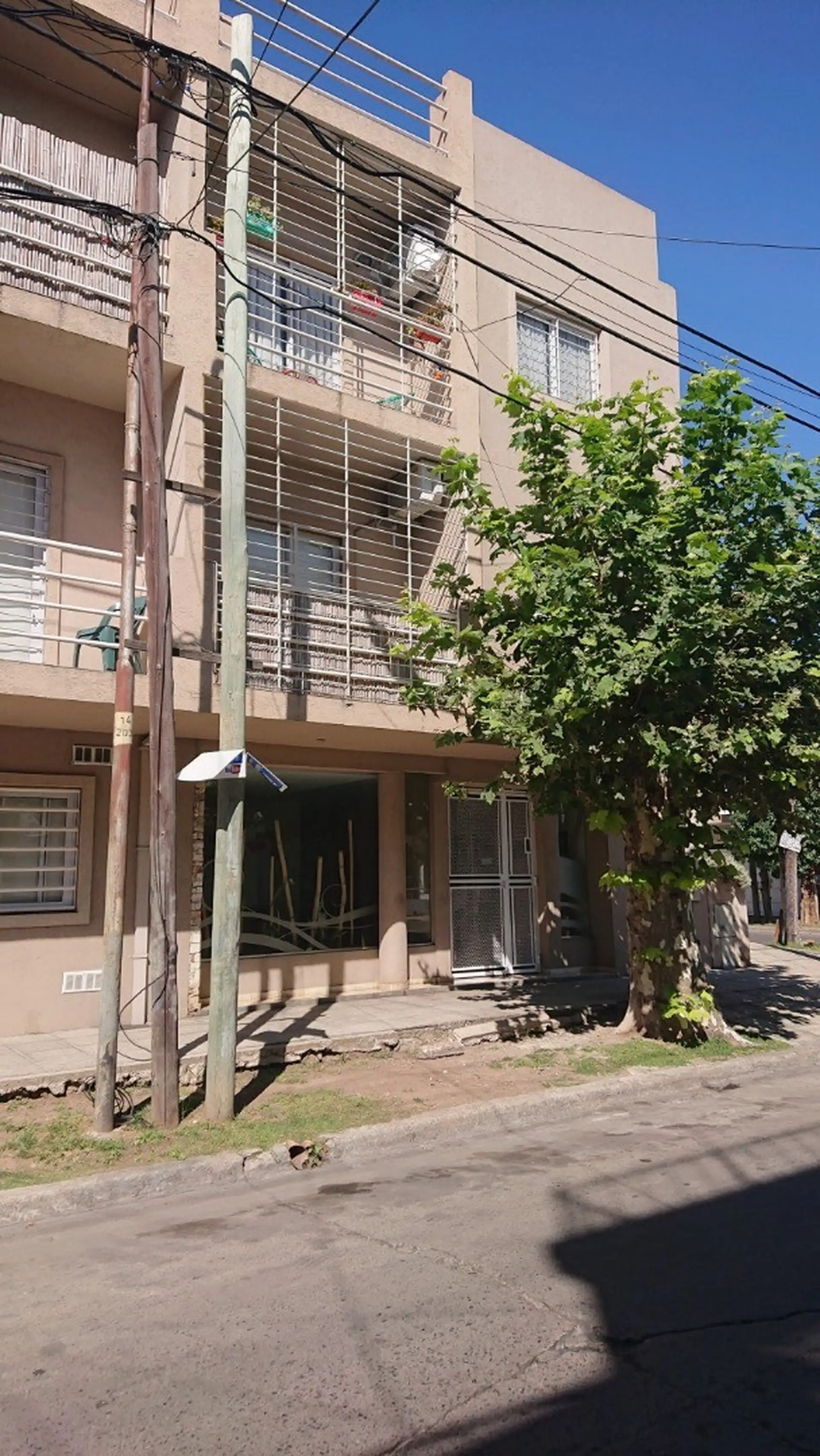 1 dormitorio, balcón al frente