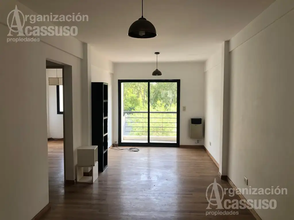 Departamento en Alquiler en San Isidro Vias / Rolon, San Isidro