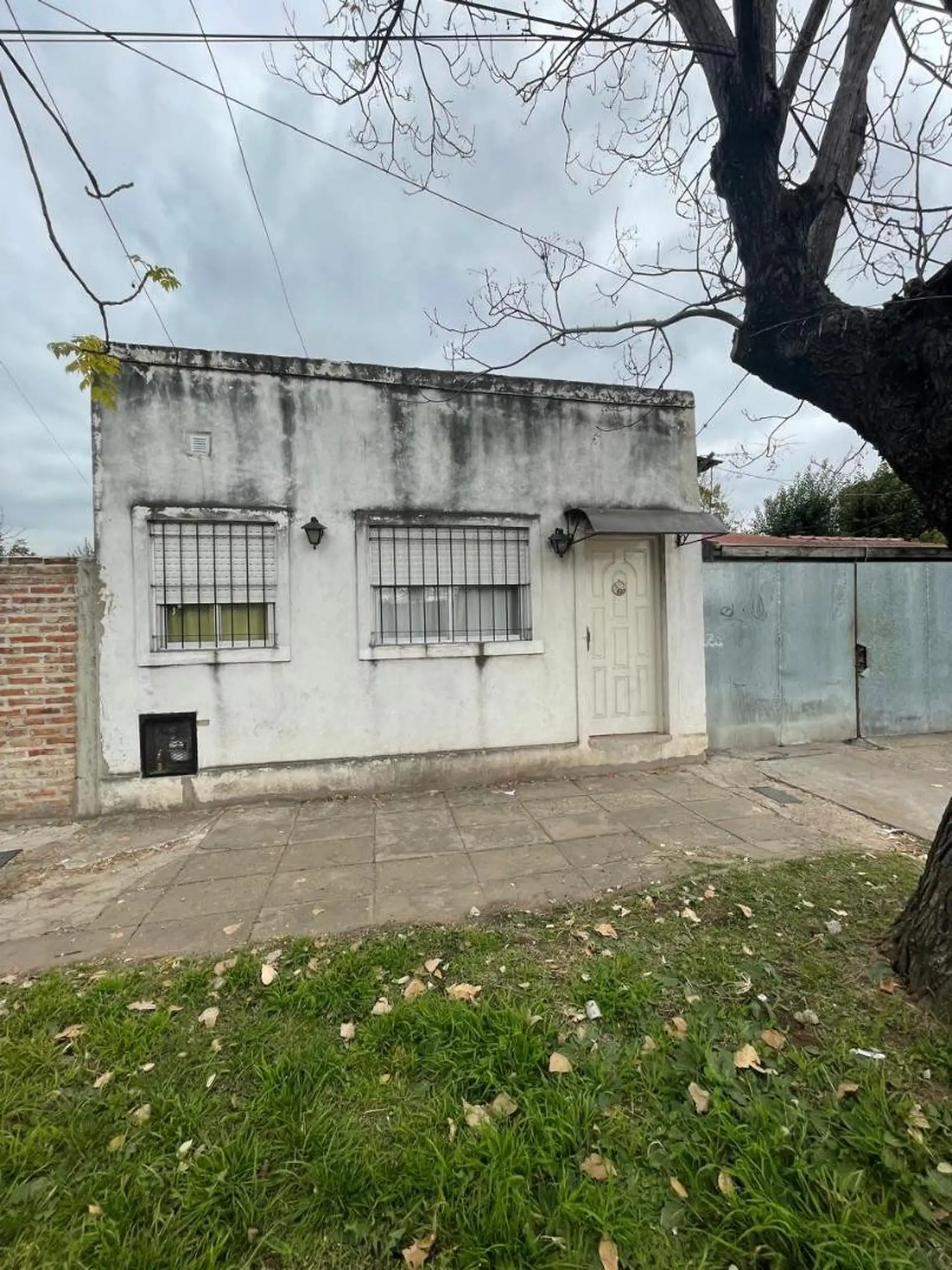 2-room house with patio