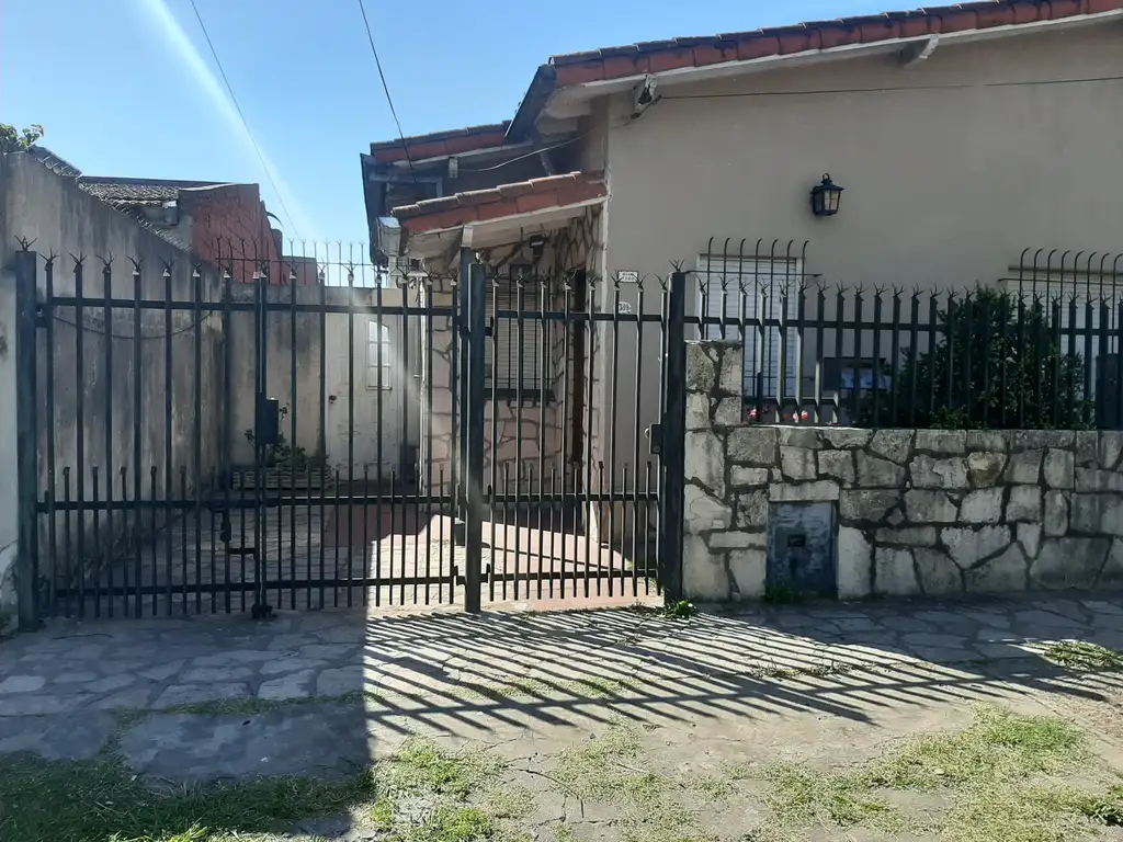 Задний PH с патио и 2 спальнями