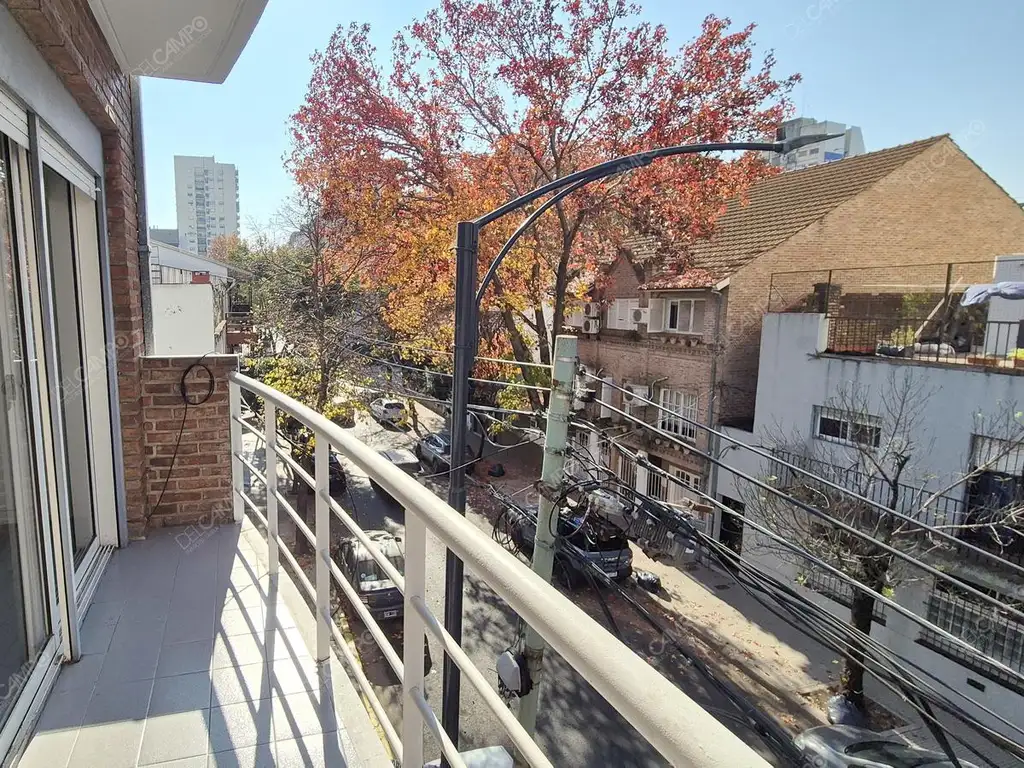 2-room unit with balcony and parking