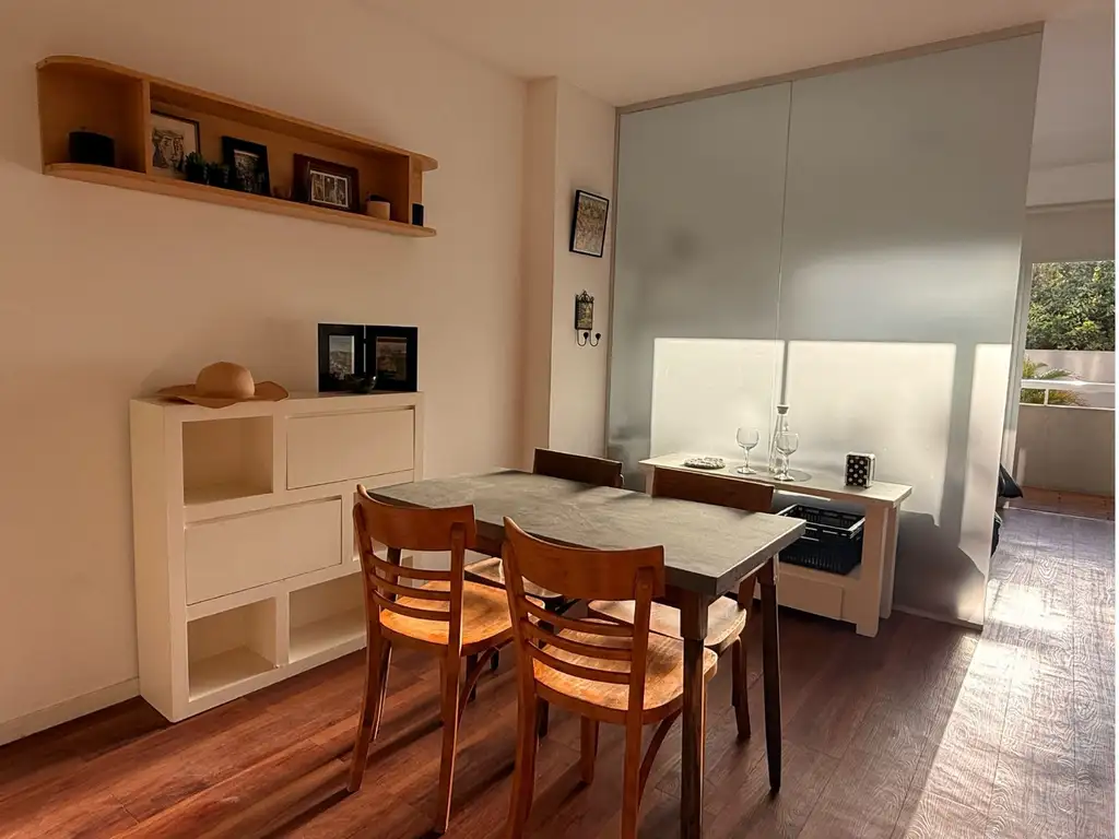 Furnished studio with balcony and pool