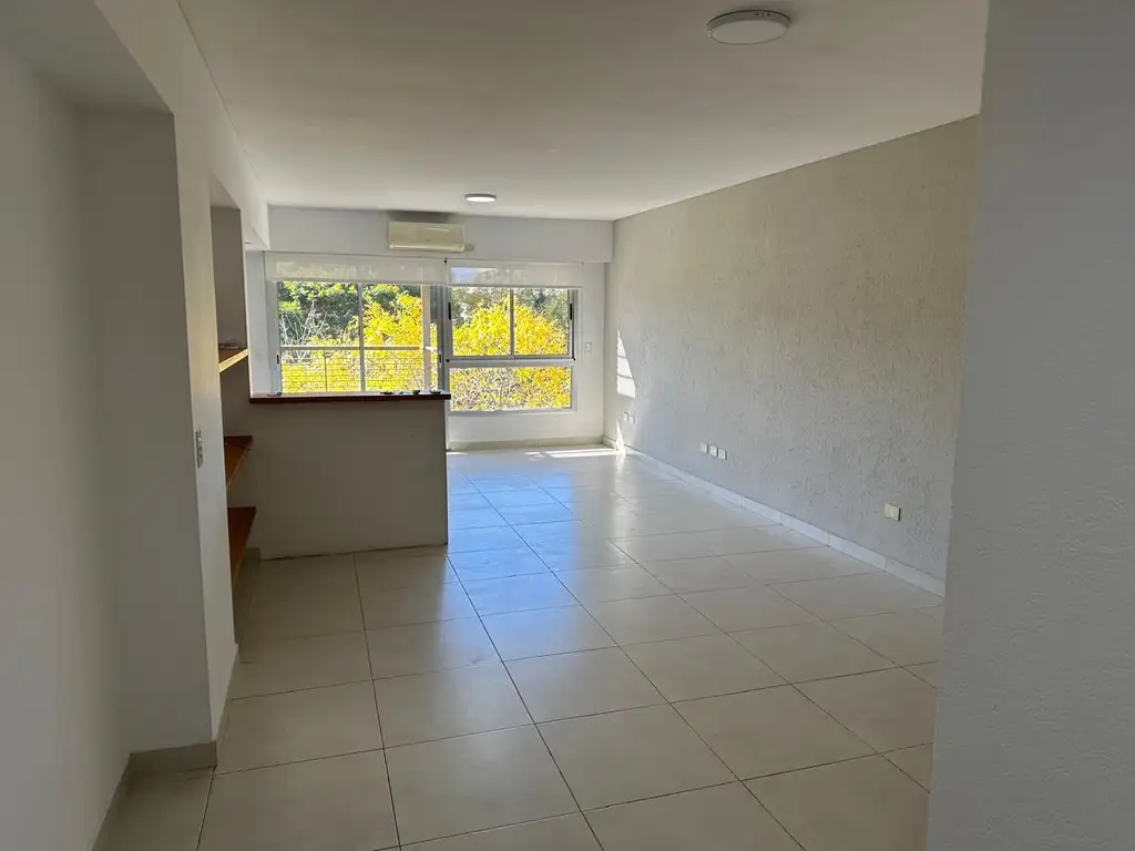 Departamento en Alquiler en Vicente Lopez Vias / Maipu, Vicente Lopez