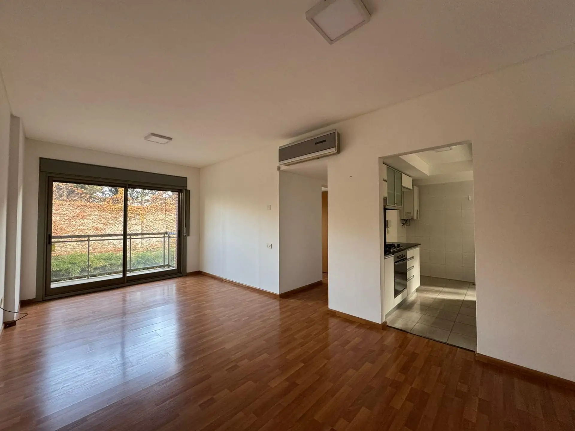 Belgrano 2BR, balcony