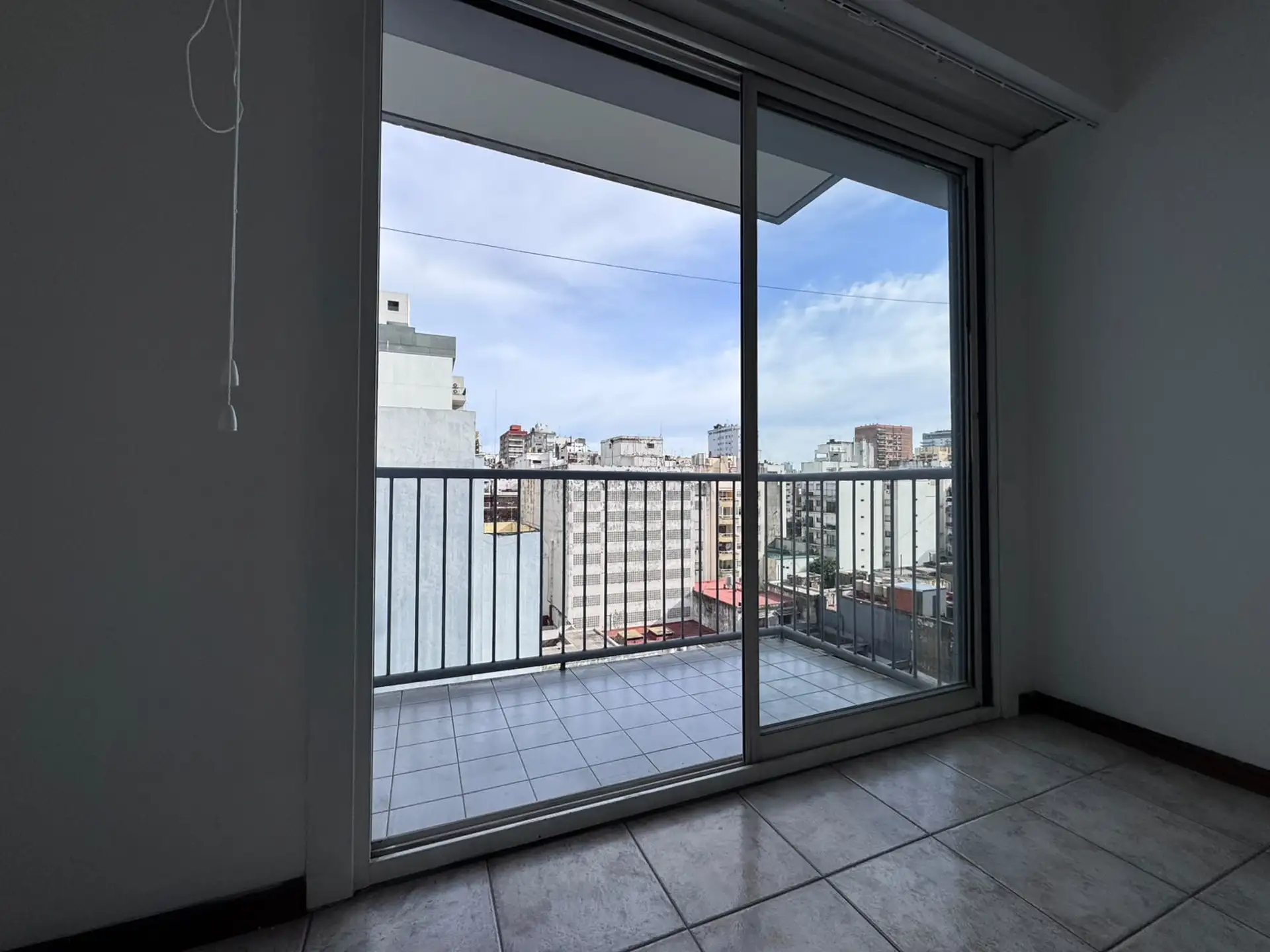 Caballito, balcón y cocina independiente