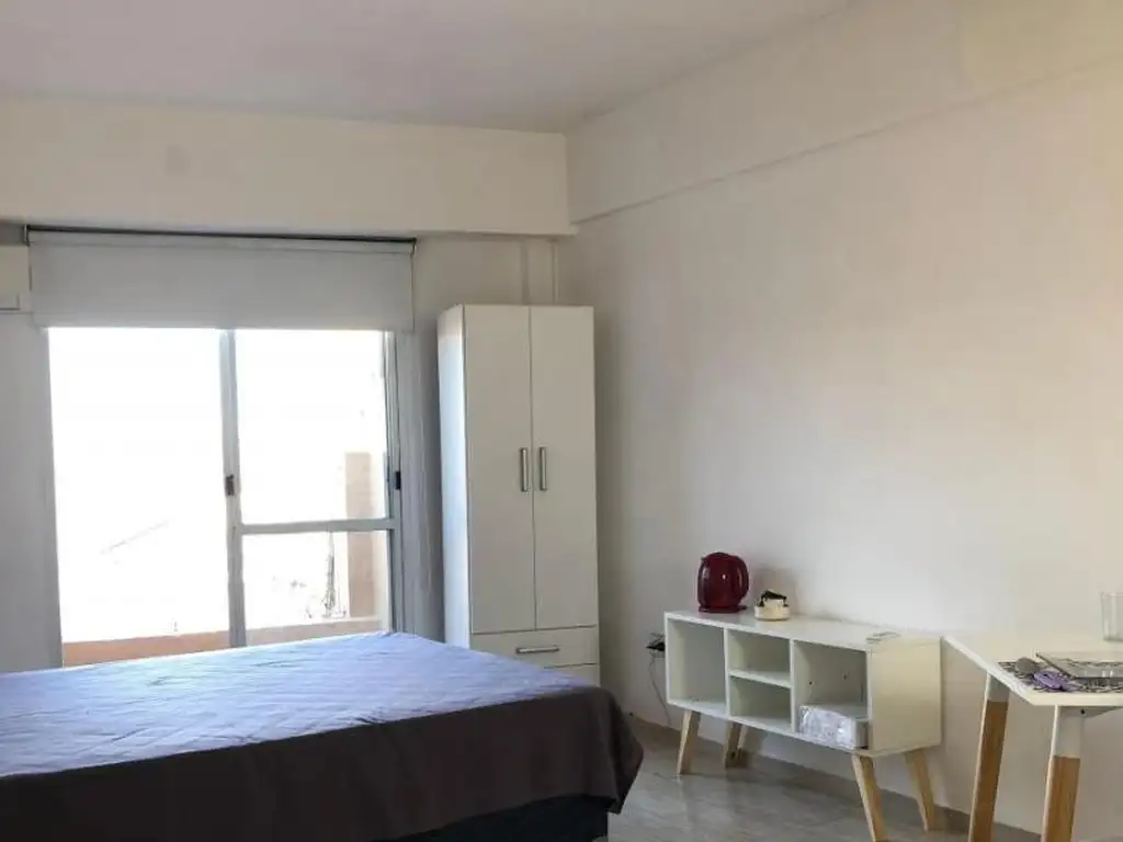 Estúdio 32 m² com varanda