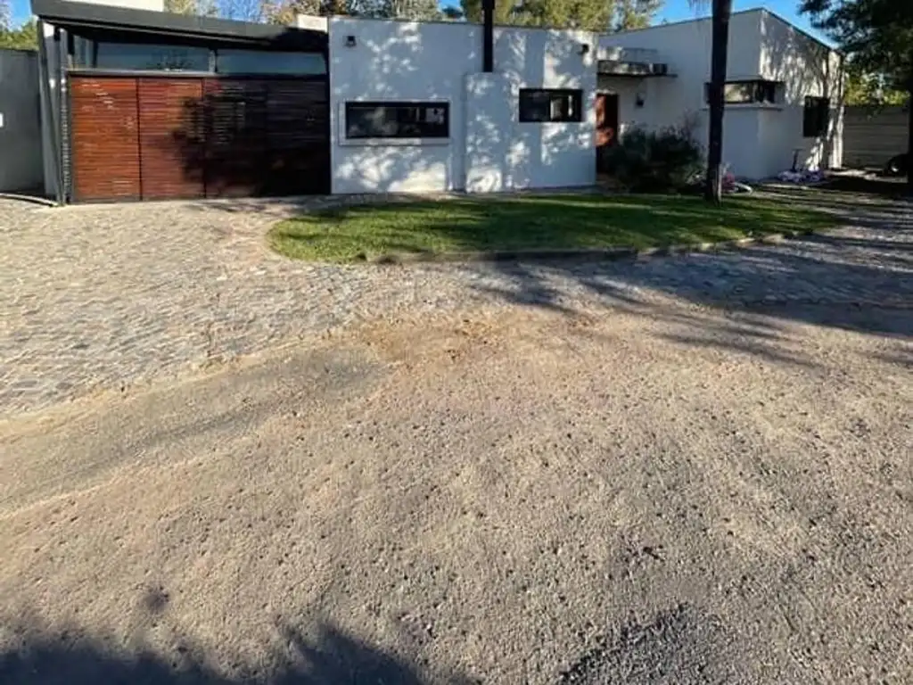 Casa en Alquiler en Solares Del Carmen, Zarate