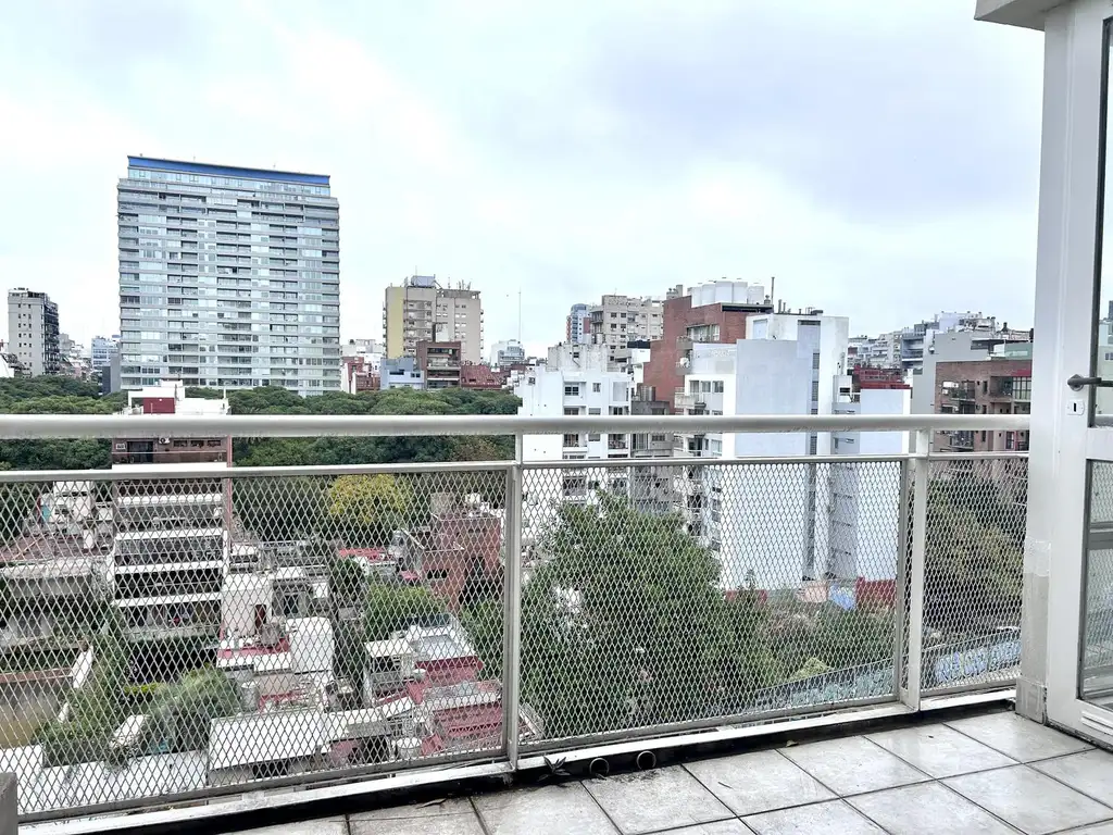Monoambiente con balcón y amenities