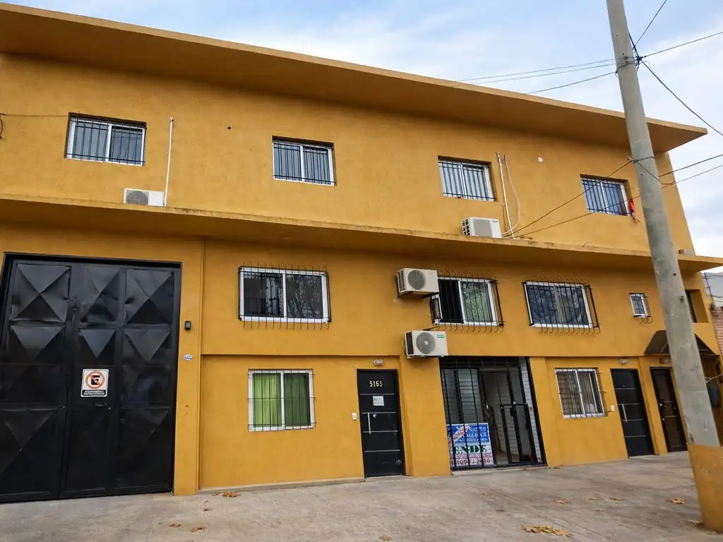 Studio com pátio privativo