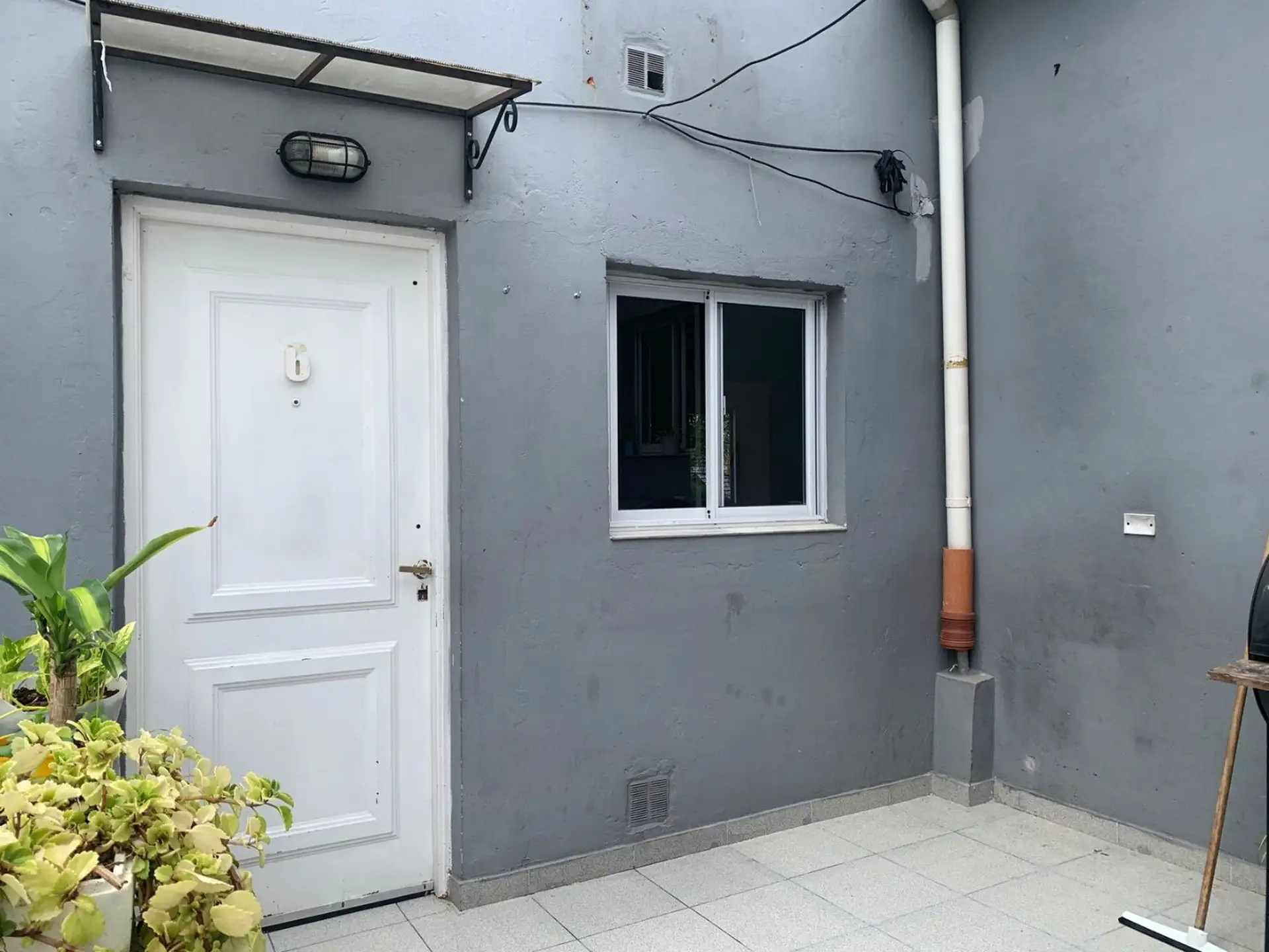 2BR PH, shared patio
