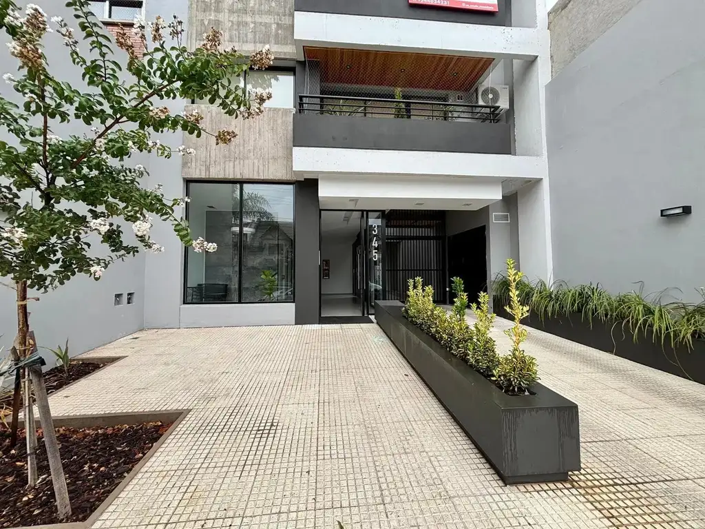 2 quartos com suíte e varanda
