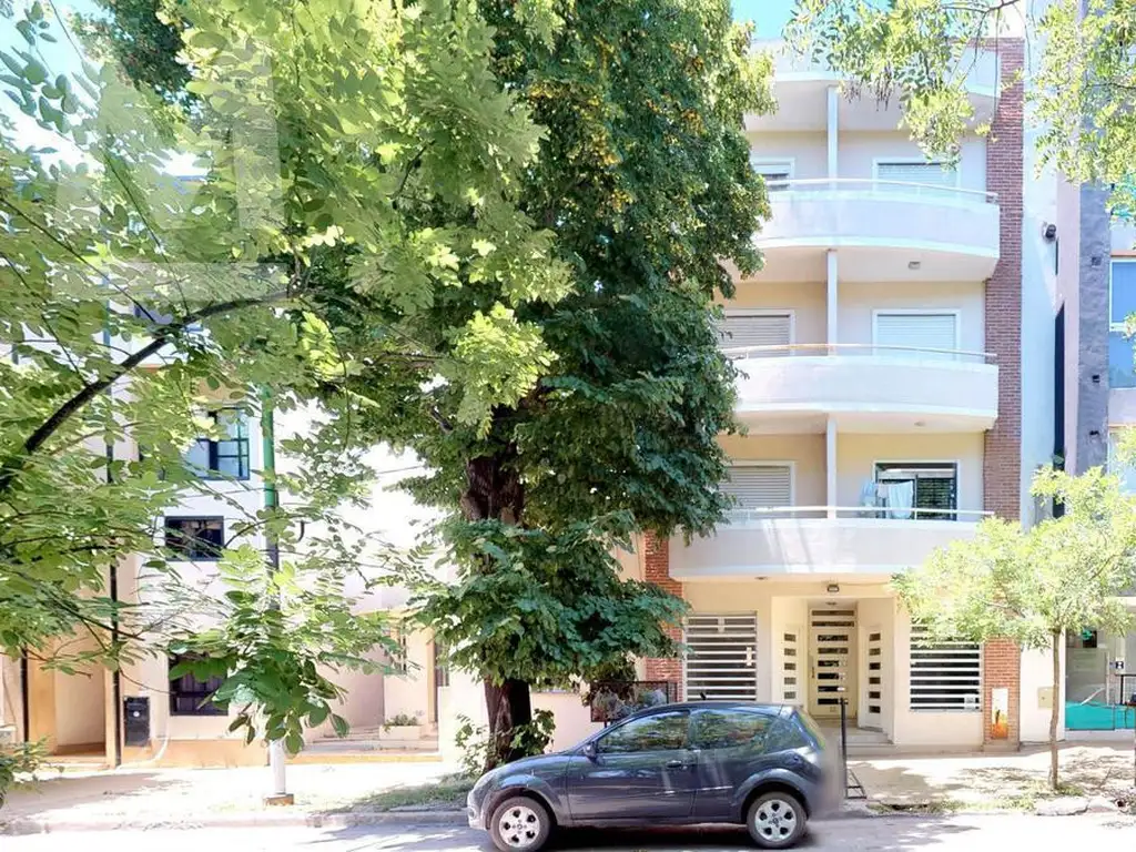 1 dormitorio, patio con parrilla