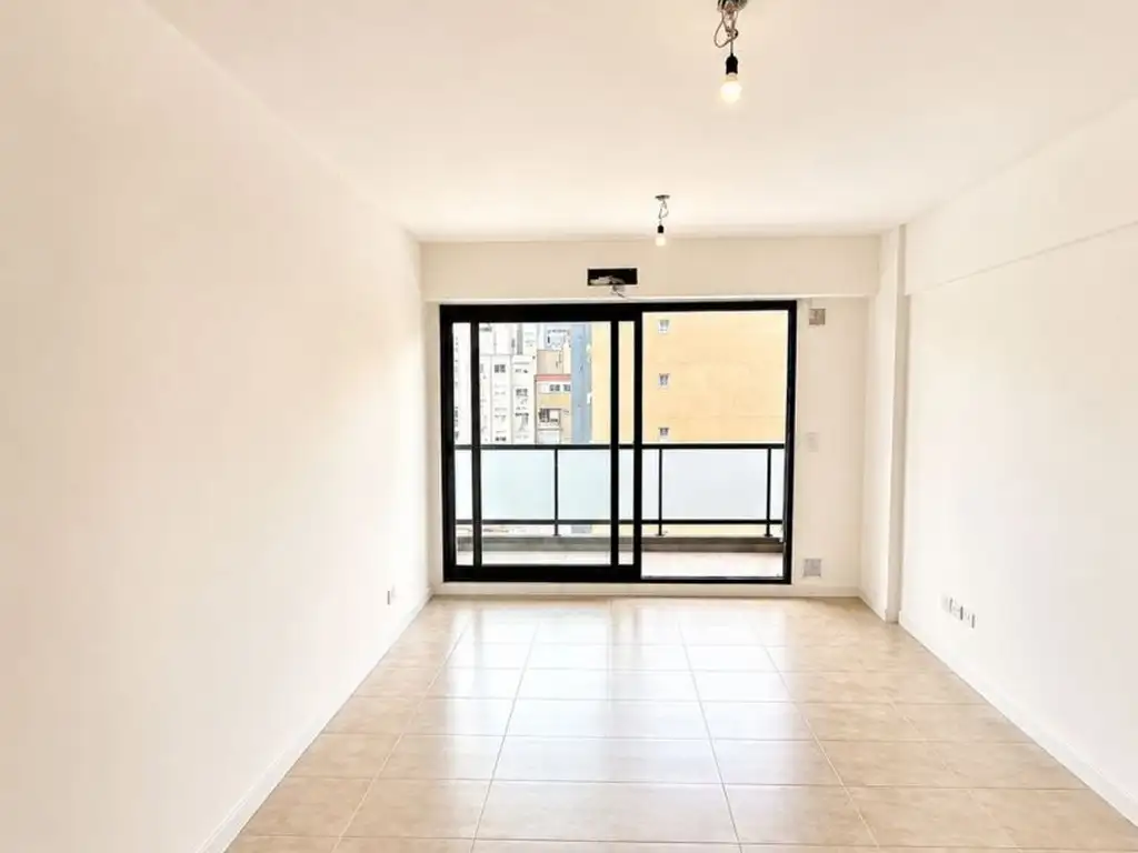 6th floor front-facing balcony