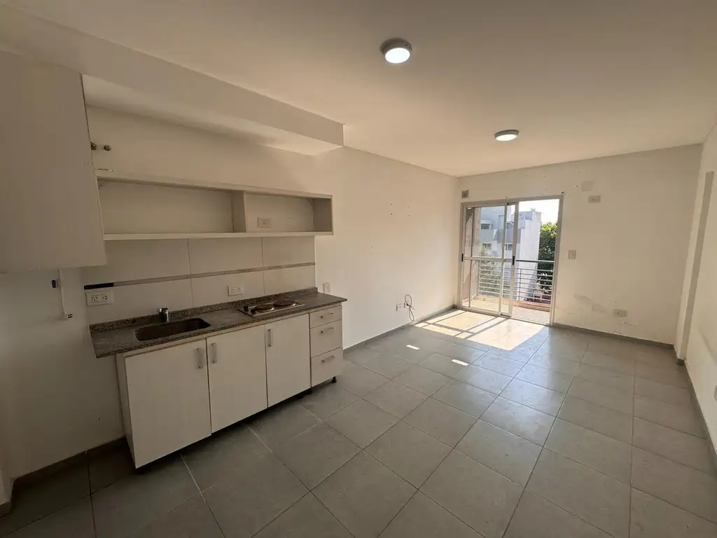 Departamento en Alquiler en Moron Sur, Moron