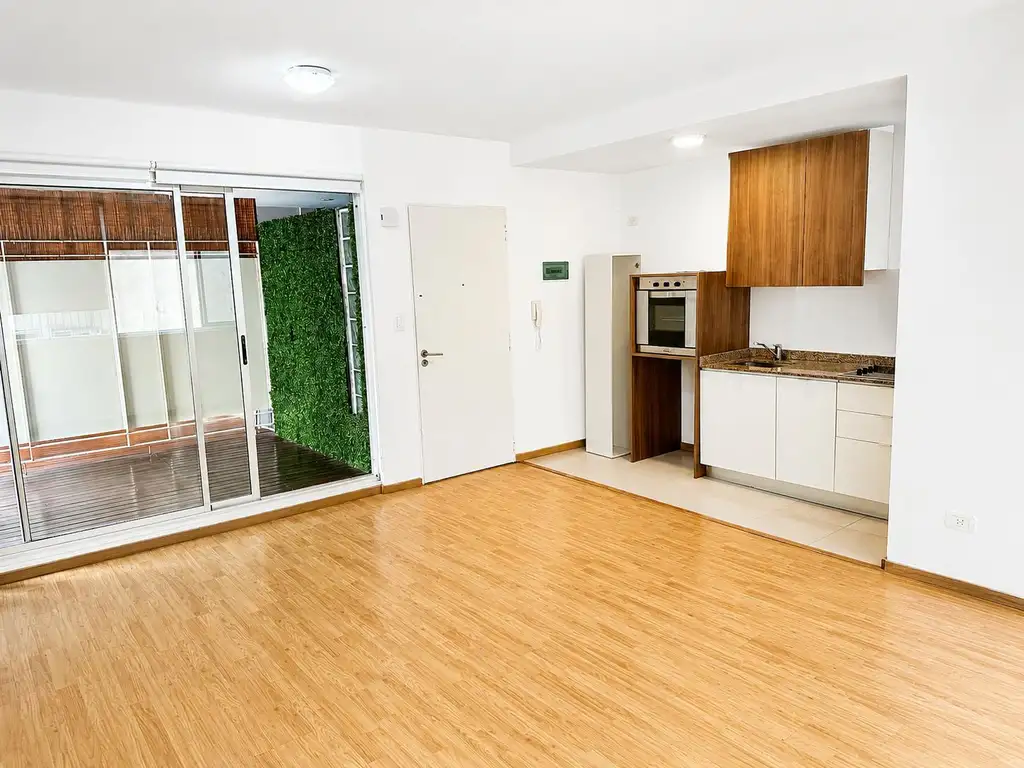 2-room unit with terrace balcony
