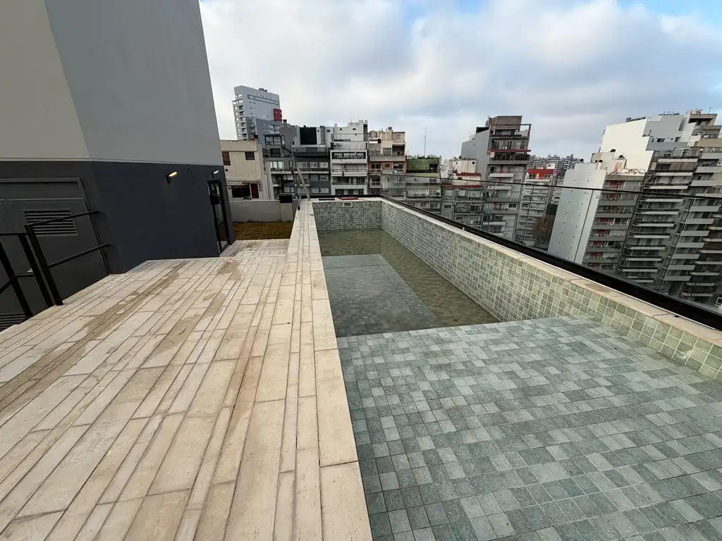 Terrace balcony, 2 bathrooms