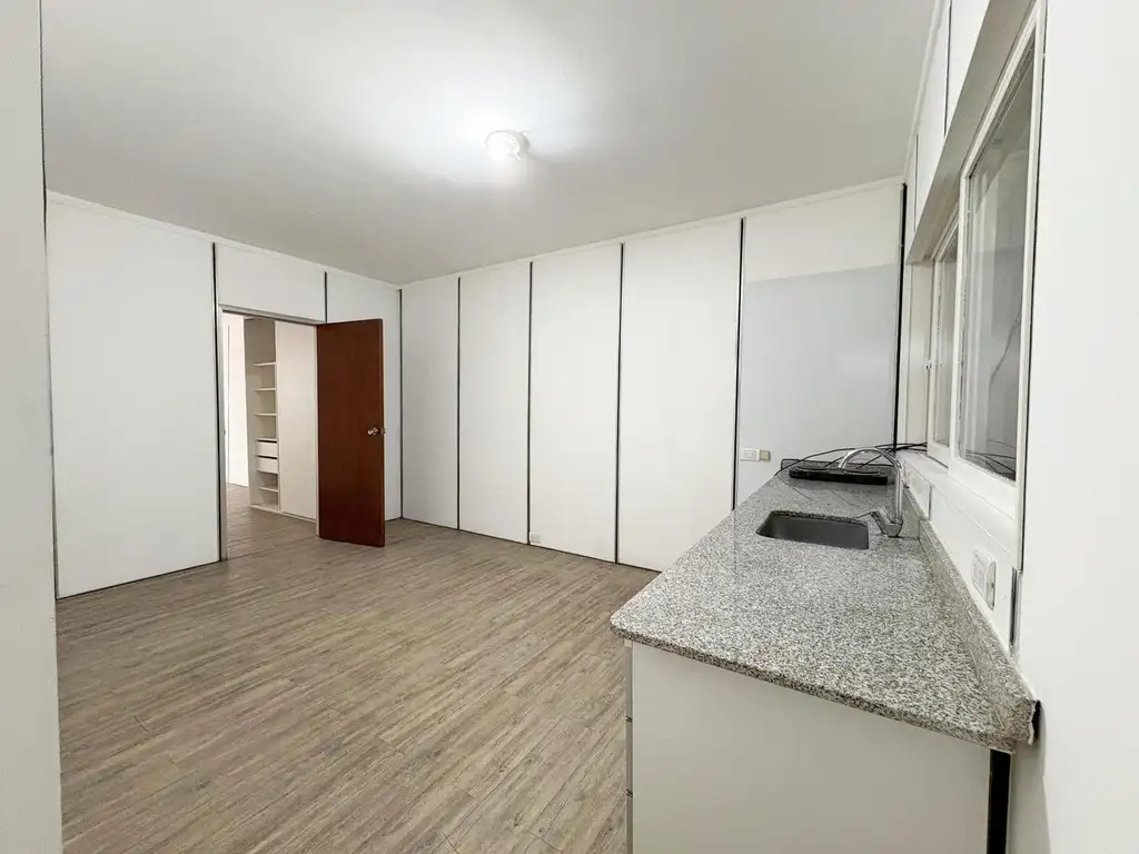 2 ambientes con patio, apto profesional