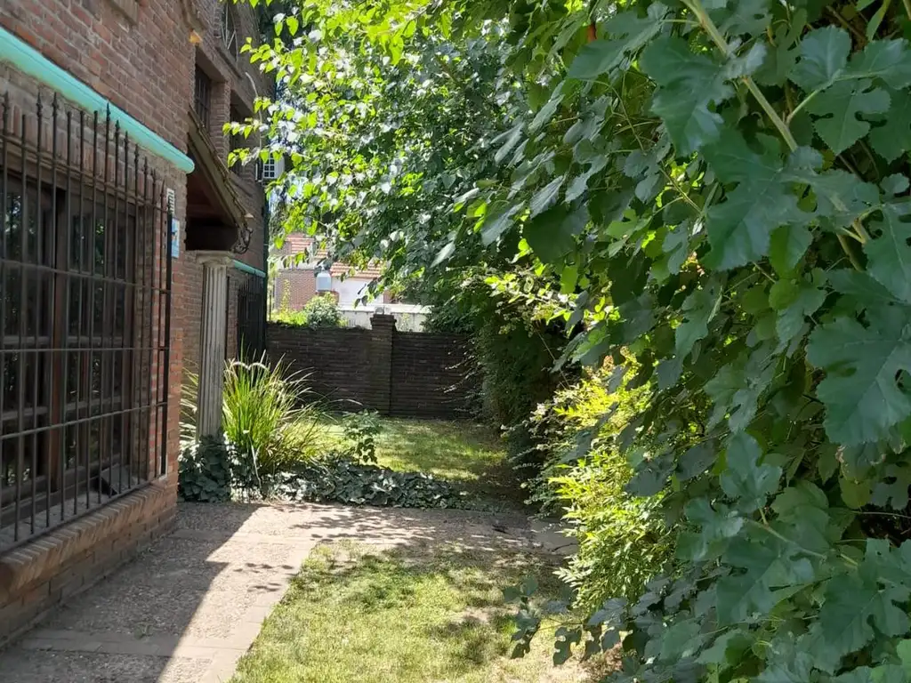 Corner chalet with pool