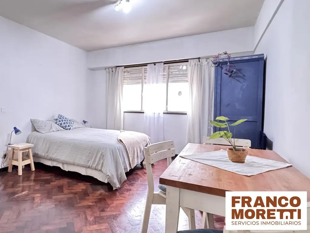Furnished studio, high floor
