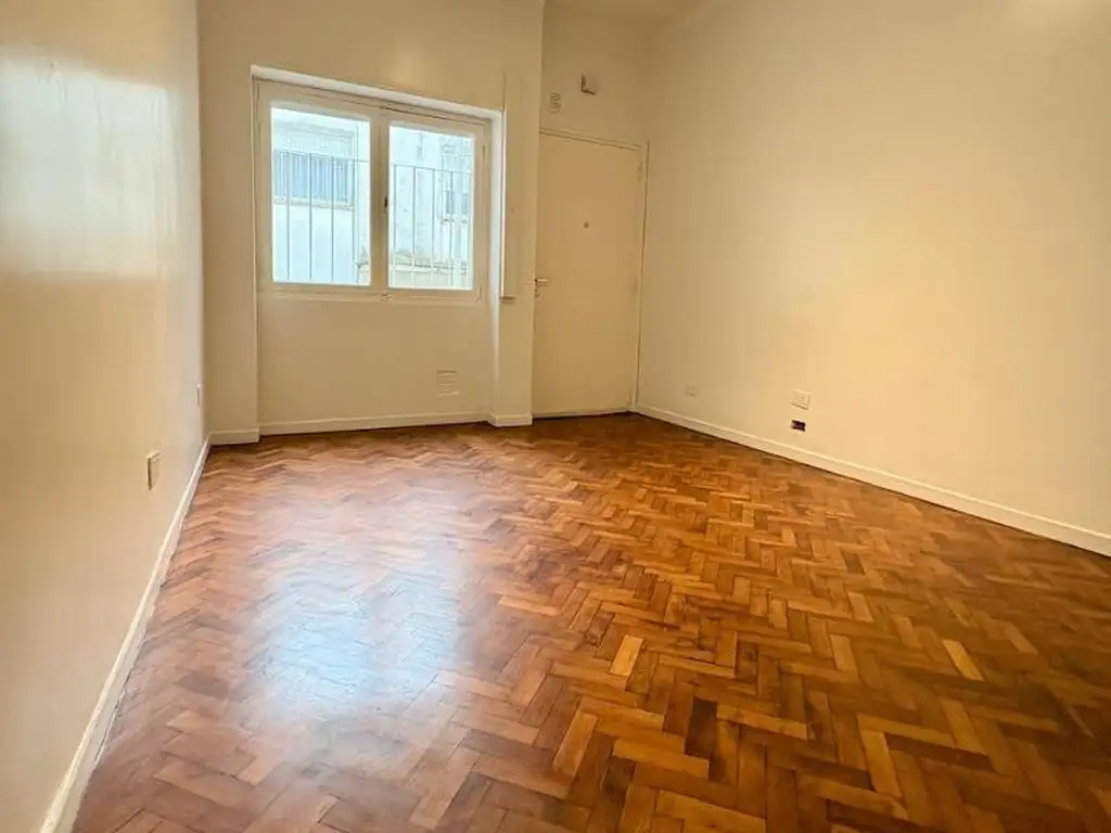 2 ambientes, cocina y baño a estrenar