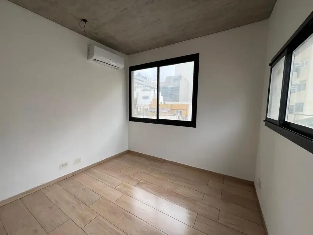 3-room unit with terrace balcony