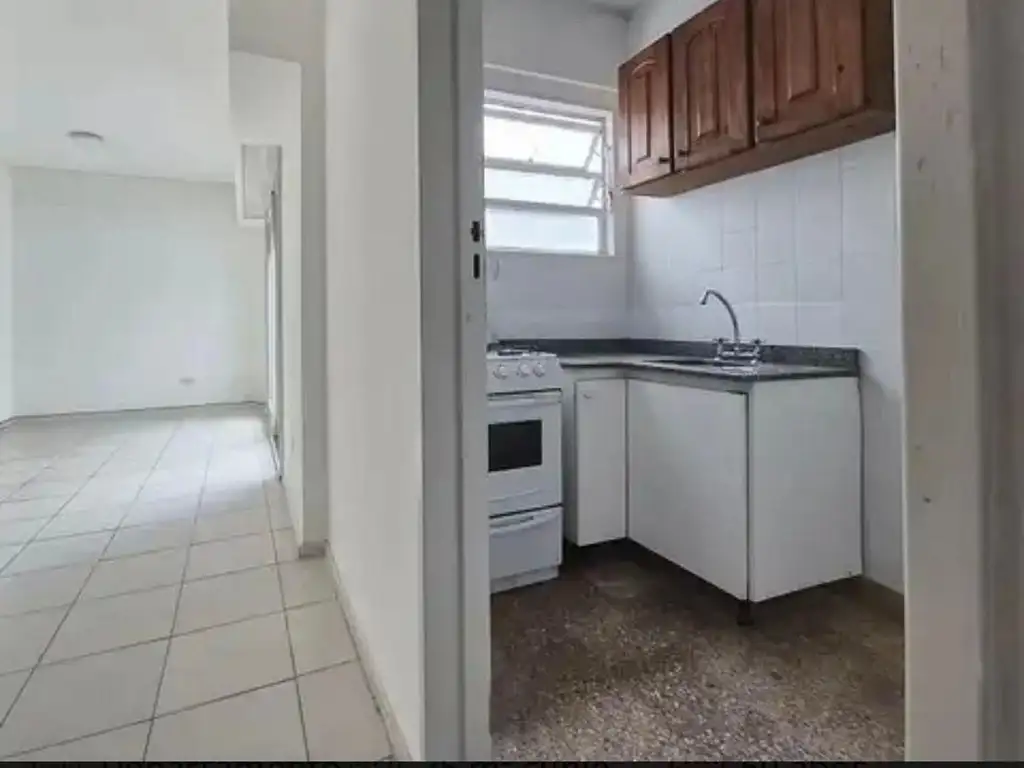 Studio 25 m², elevator