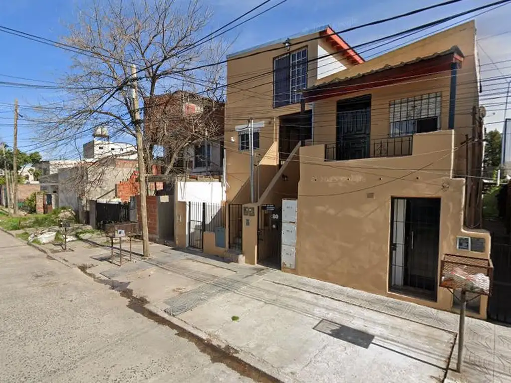 Duplex con patio y balcón