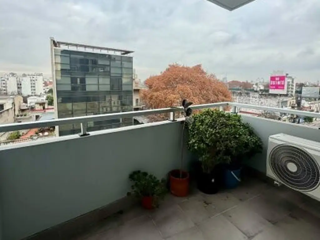 Studio 37 m² com varanda