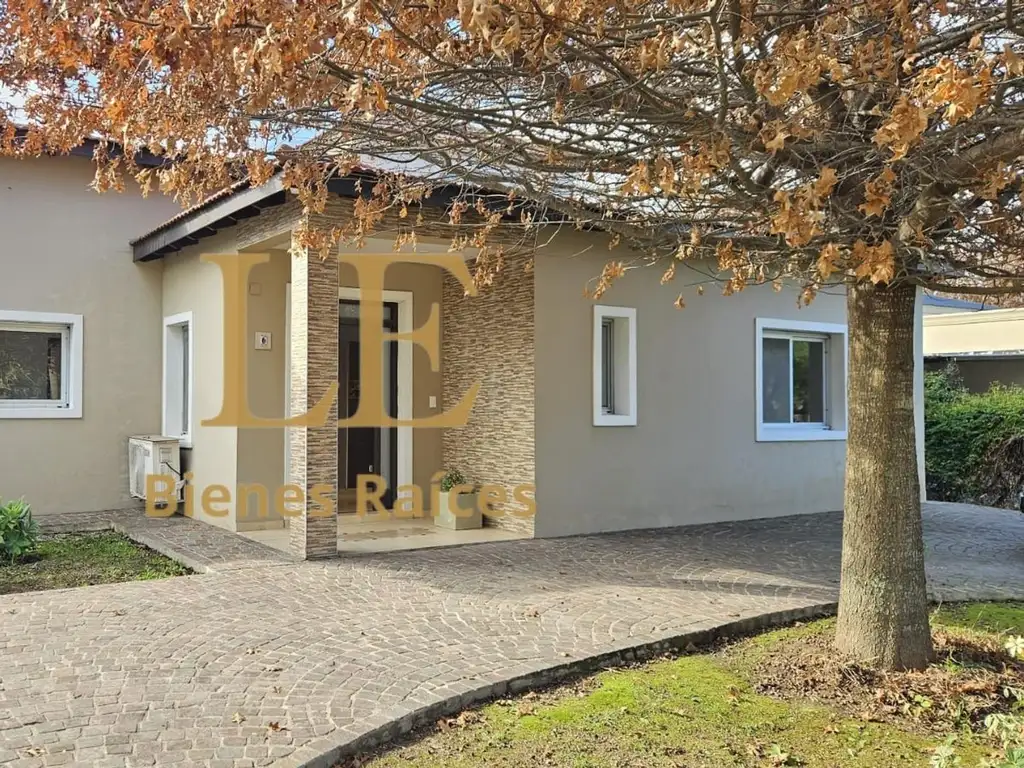 Дом в La Barra Village, 4 спальни